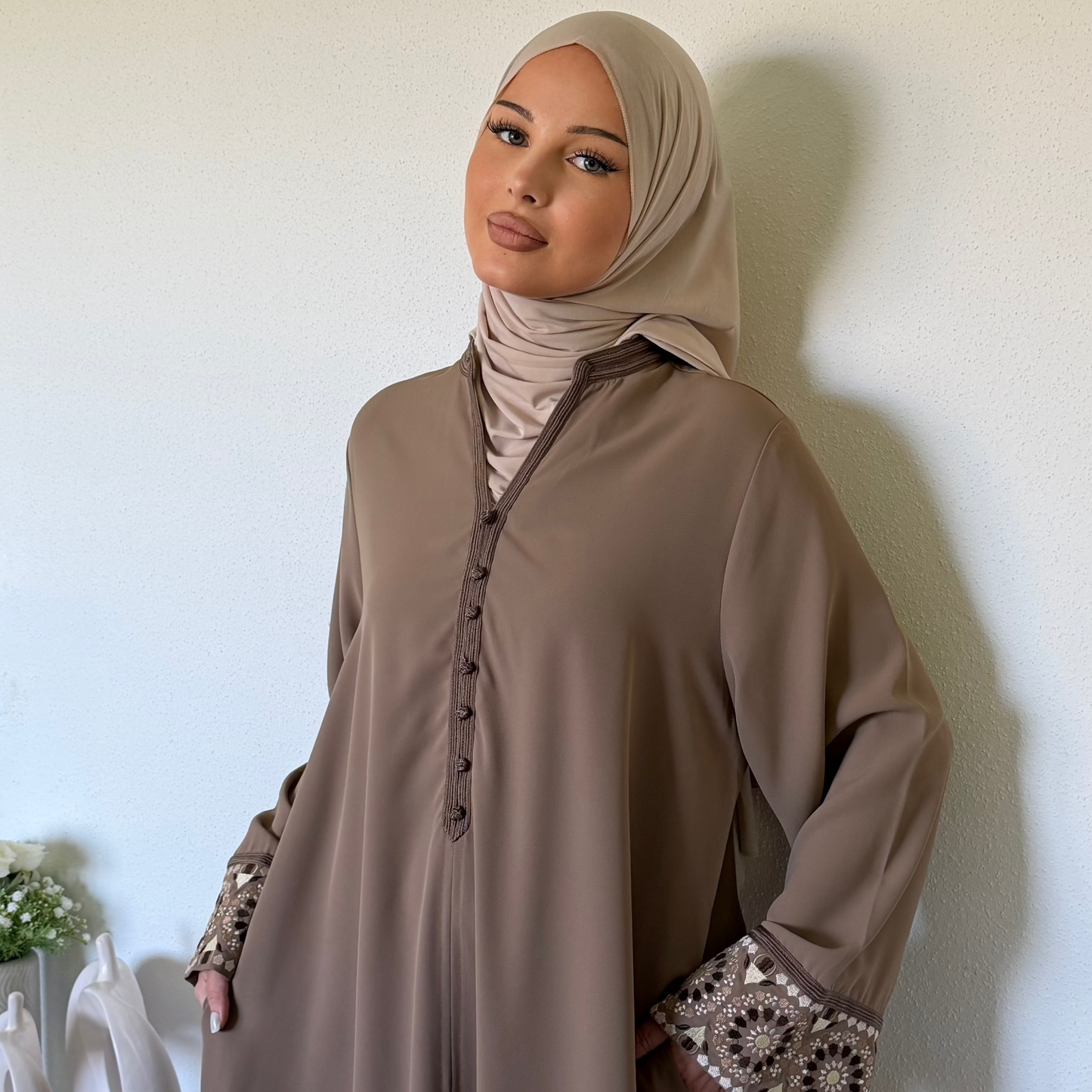 Abaya brodée style djellaba