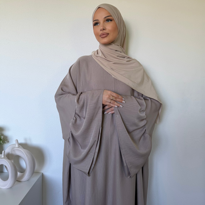 Abaya ample
