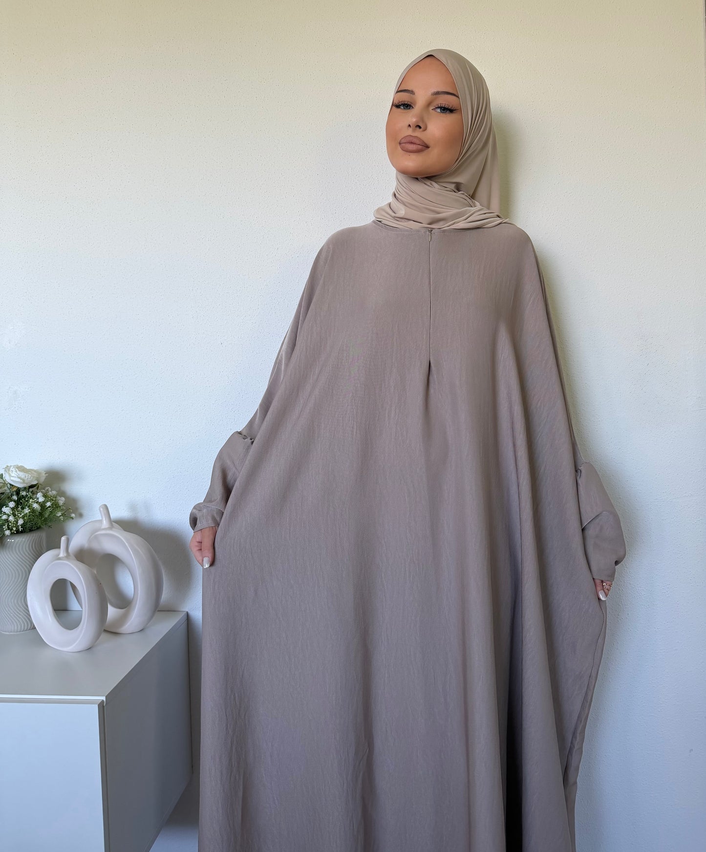 Abaya ample